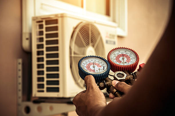 Professional Hvac technician working in Madison, OH